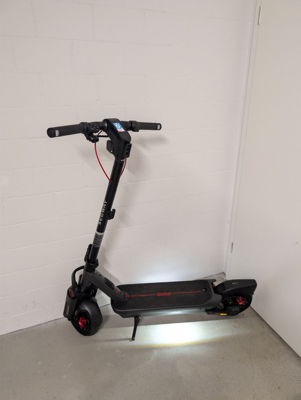Segway Kickboard: Elektro Scooter Segway Ninebot MAX G3 D – Usato da Tegerfelden venduto da Zeno18 1
