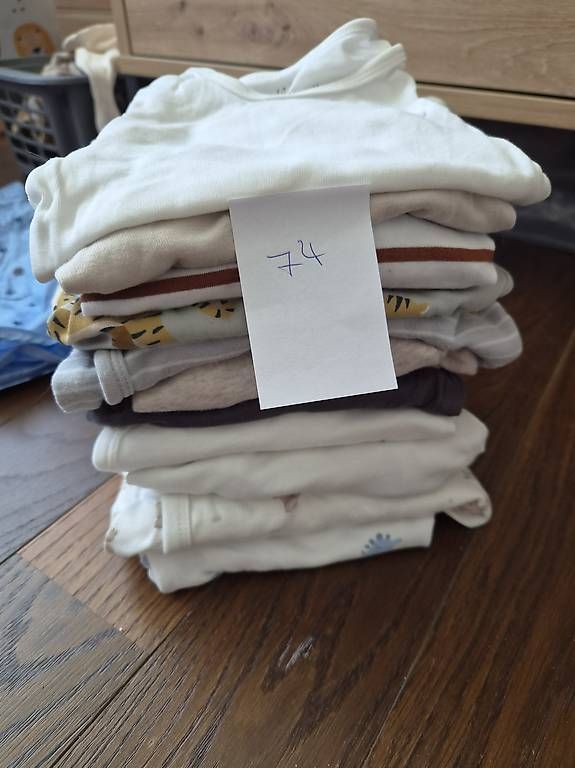 Kleiderpakete & -sets: Babykleider Gr 74 – Gebraucht aus Domat/Ems von jas_p978 2