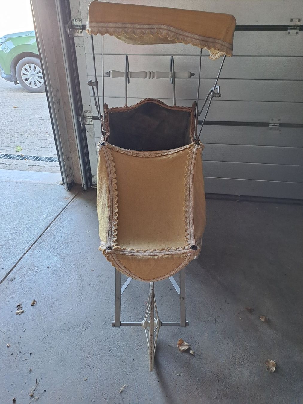 Kinderwagen: Korb- Kinderwagen, antik – Gebraucht aus Dottikon von fildi01 3