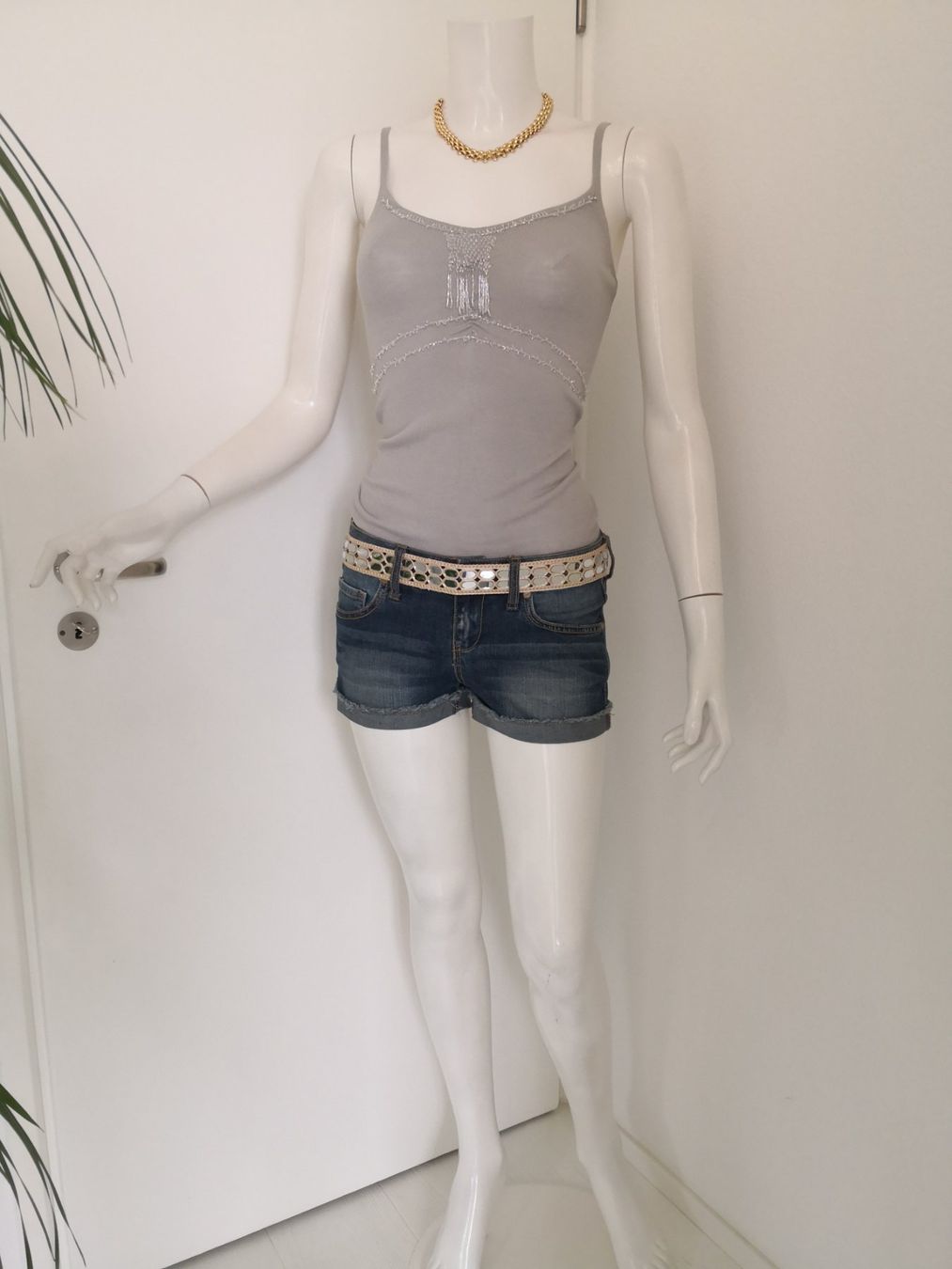 Mango Top: 🤩MANGO STRICK-TOP GRAU MIT PERLEN – Nuovo (secondo la descrizione) da Olten venduto da Naja-Twins-Twins 9