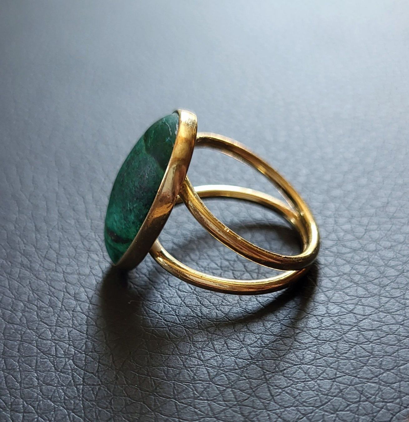 Anelli: 18 Karat 750 Massiv Gold Ring Mit Stein – Usato da Wald ZH venduto da Dasilver 1