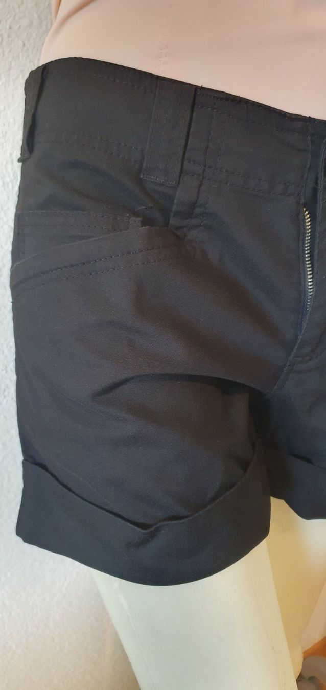 Hosen: Shorts ROYAL SUNDAY gr 38 – Gebraucht aus Niederbipp von blu_jw7r 2