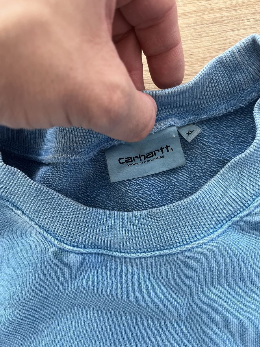 Carhartt Pullover & Sweatshirts: Carhartt Pullover Blau  – Gebraucht aus Oensingen von catching-donuts 1