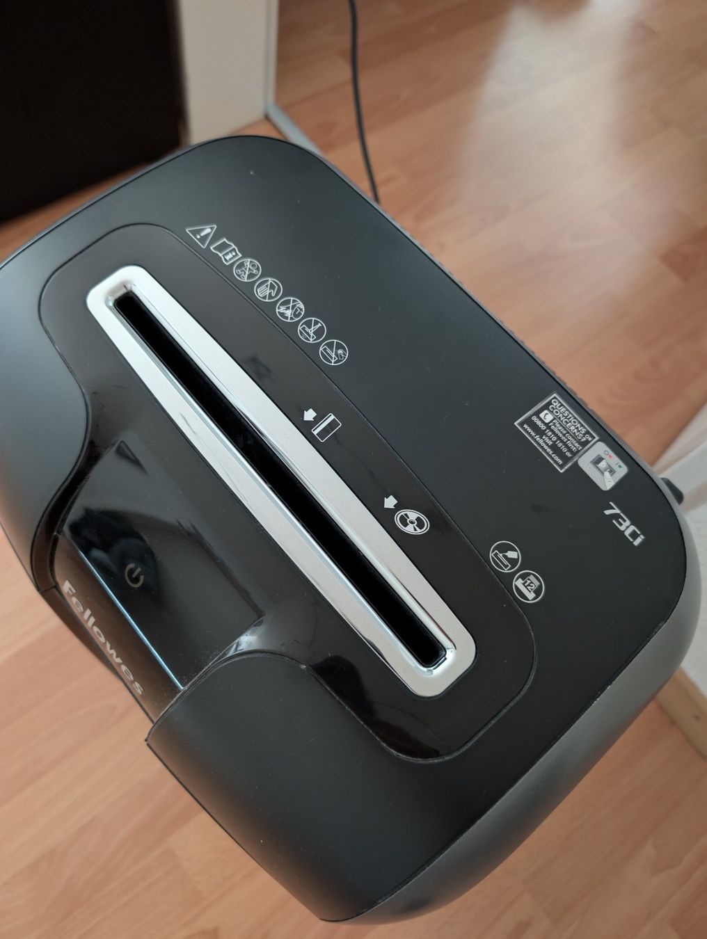 Fellowes Distruggi documenti: Aktenvernichter Fellowes 73Ci – Usato da Buchs ZH venduto da nudle10 1