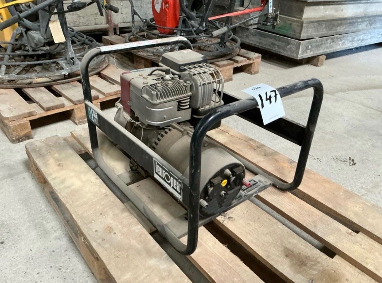 Stromgeneratoren: L‘Europ E2300 Generator – Gebraucht aus Egg b. Zürich von SwissTradingAgency 3