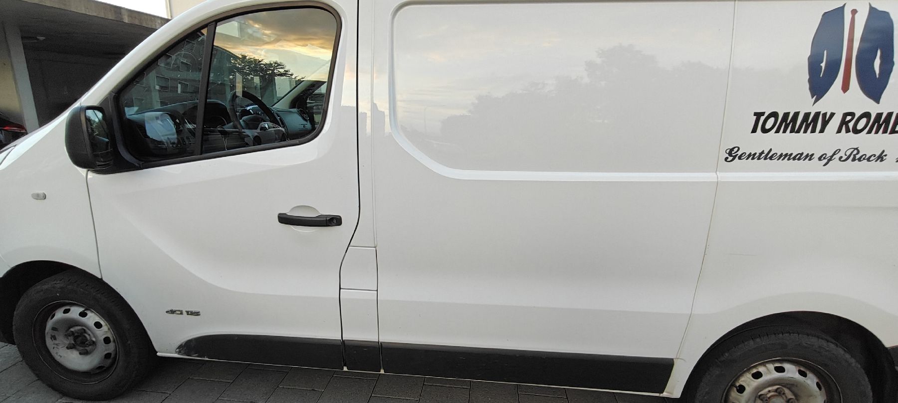 Renault Nutzfahrzeuge: Renault Trafic L1H1 2015 – Gebraucht aus Recherswil von standingdrummer9 3