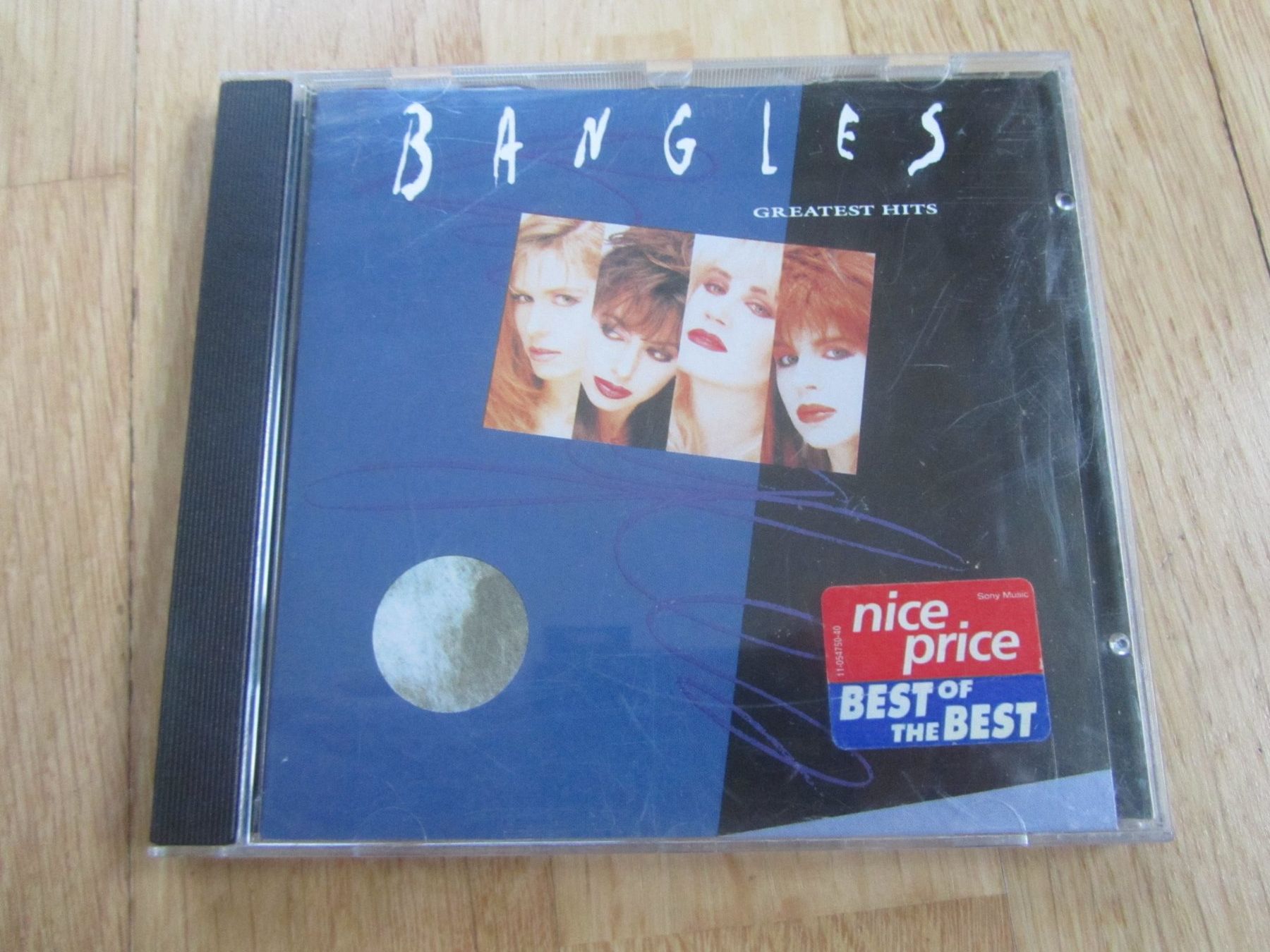 CD: Bangles - Greatest Hits CD - Top Zustand – Usato da Seengen venduto da mikelele