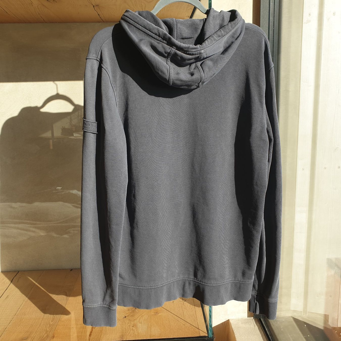 Joop Pullover & Sweatshirts: 🐸 JOOP HOODIE S GRAU PULLOVER KAPUZENPULLOVER – Gebraucht aus Môtier (Vully) von Frogs 4