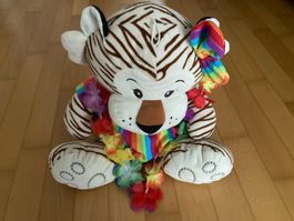 Grosser Plüschtiger mit Blumenkette