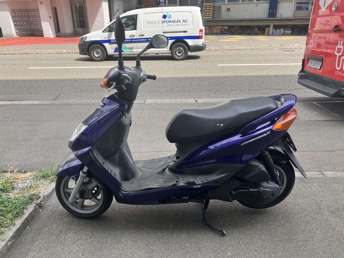Yamaha Strada: Yamaha XC125 Cygnus – Difettoso da Zürich venduto da uorsin_s