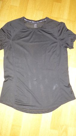 Damen-Sport-Shirt / H&M / Grösse M, guter Zustand