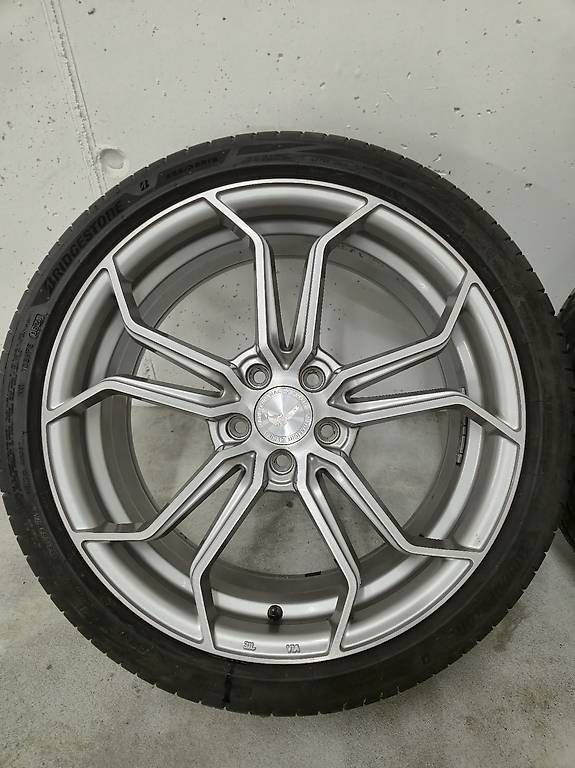 Audi Pneus & Kompletträder: Kompletträder Barracuda 19 zoll 5x112 – Gebraucht aus Jegenstorf von elm_8wll 1