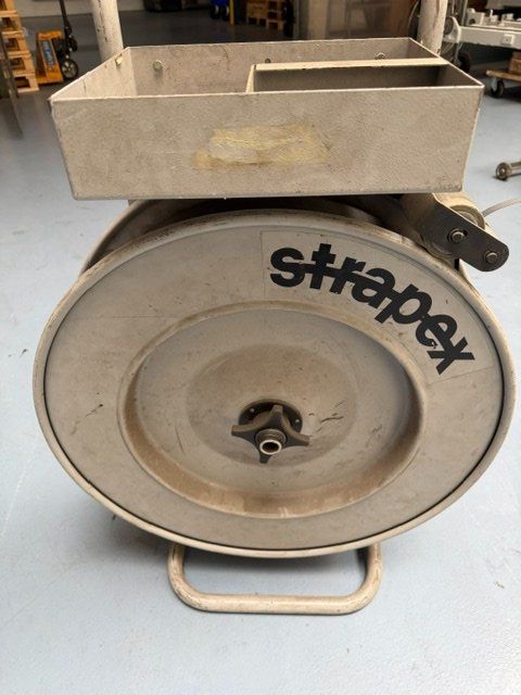 Strapex Machines à relier: Bindband-Haltwagen Strapex – D'occasion à Reiden par aidaramon
