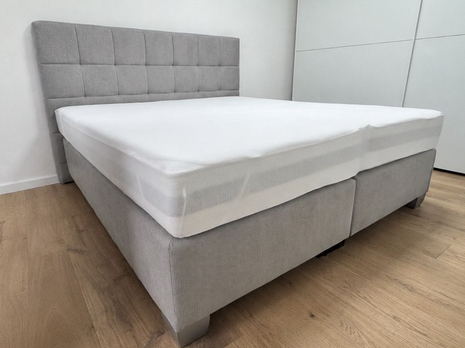 Letti: Boxspringbett von Möbel Märki – Usato da Zwillikon venduto da Melisamenoska