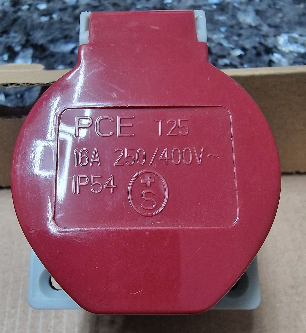 Stecker: PCE Einbausteckdose T25 16A 400/230V IP54 – Neu (gemäss Beschreibung) aus Uerkheim von Kaufoption 1