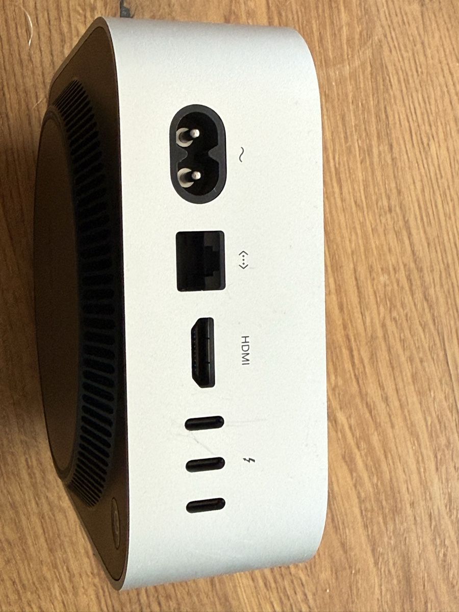 Apple PC: MacMini M4 24GB – Nuovo (secondo la descrizione) da Meisterschwanden venduto da Macteddy 2