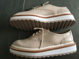 Schnürer Gr. 42, Zara, NEU