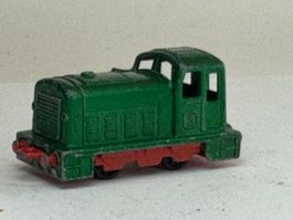 GB5- Matchbox Superfast Lokomotive grün