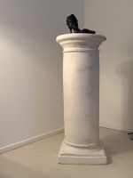 Colonne romaine blanche marbrée  en terre cuite