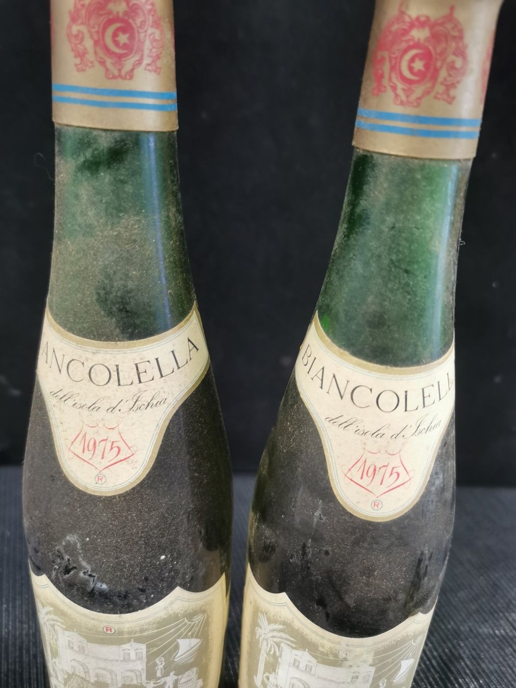 Vino: 2 x BIANCOLELLA 1975 – Nuovo (secondo la descrizione) da Genève venduto da Leboucheoreilles 1