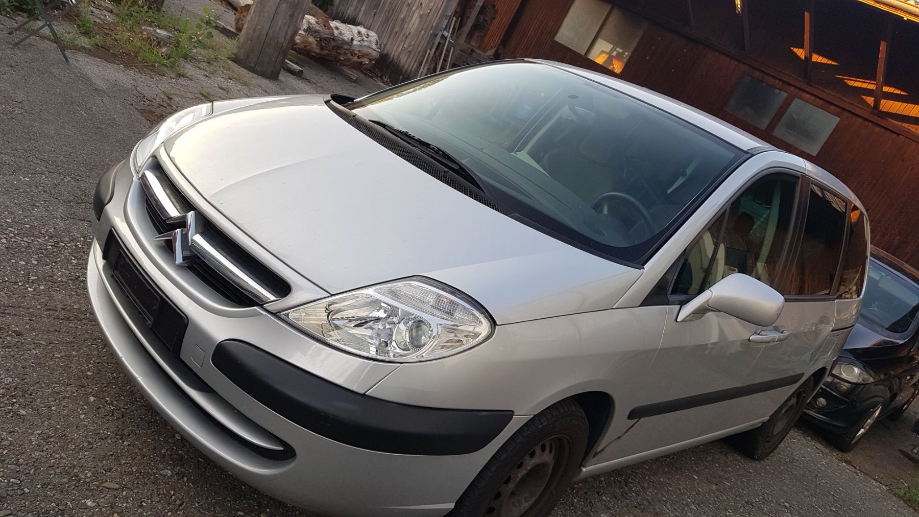 Citroën Automobili: CITROEN C8  8Platz – Usato da Biel / bienne venduto da Sarouch9 3