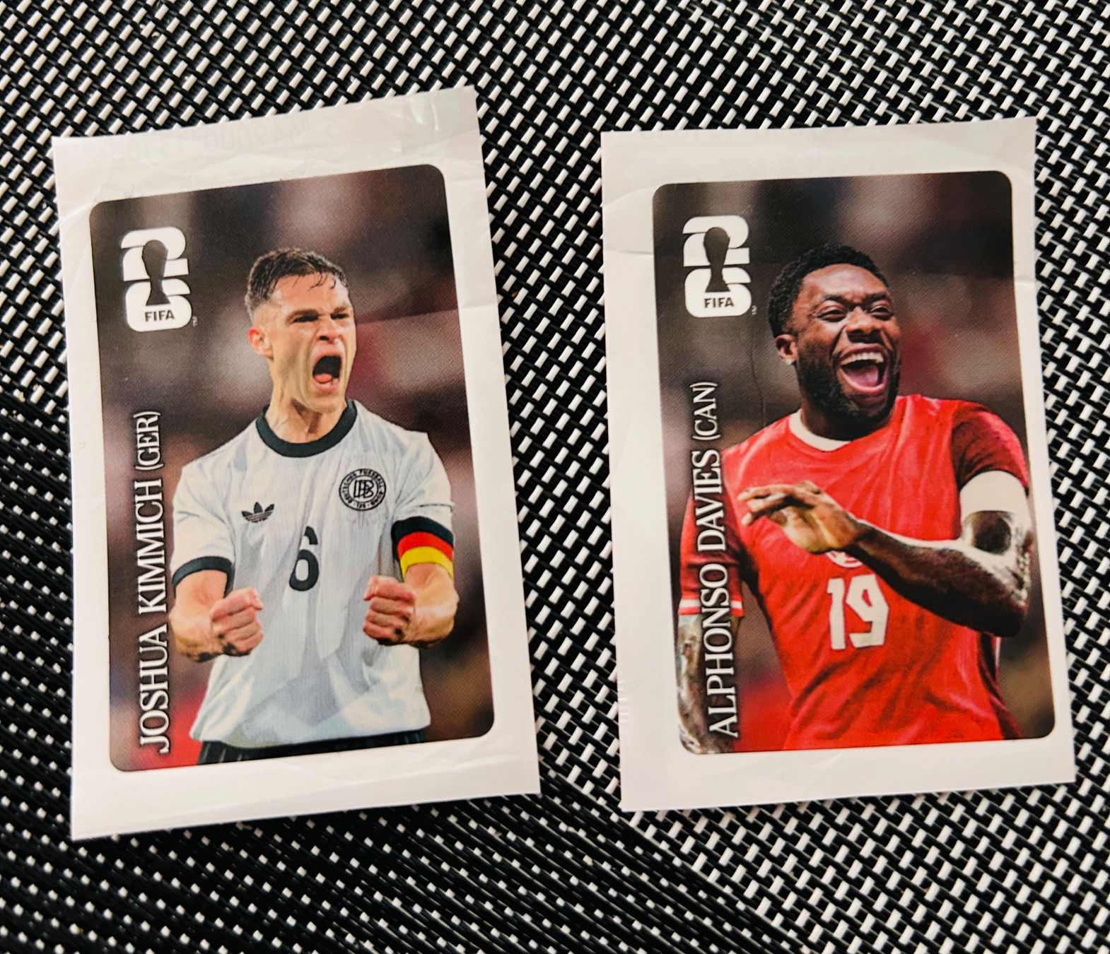 Coca-Cola Carte collezionabili: 2 x Coca Cola Panini Sticker WM 2026 – Nuovo (secondo la descrizione) da Luzern venduto da Pascualito