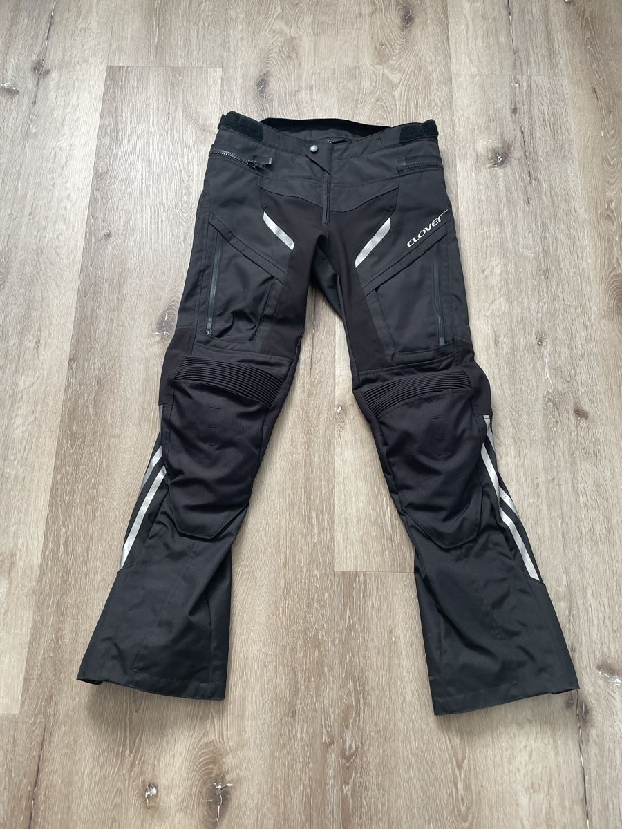 Lotti di vestiti: Motorrad Jacke und Hose – Usato da Wetzikon ZH venduto da Cedi 4