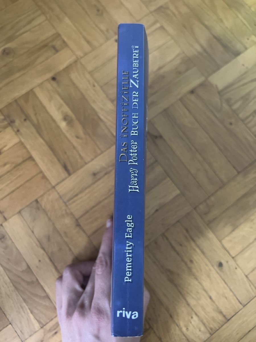 Libri: Buch: Harry Potter Buch der Zauberei – Usato da Oberengstringen venduto da Kadarp 2