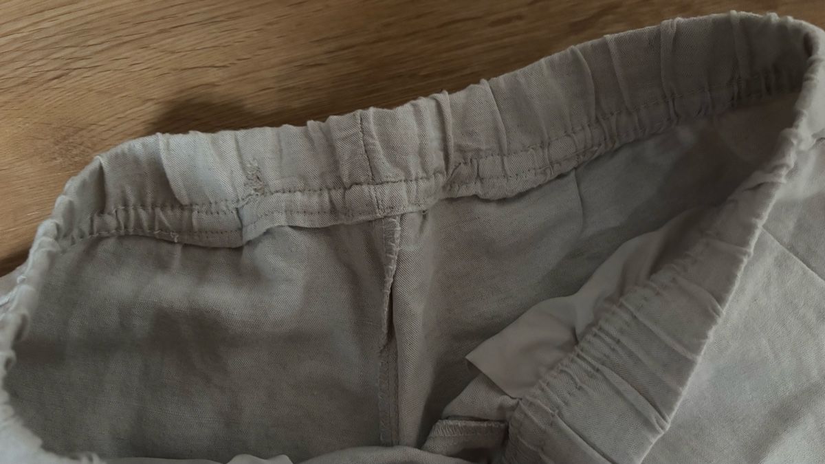 Hosen: Leinenhosen beige – Gebraucht aus Roggwil BE von R.. 2