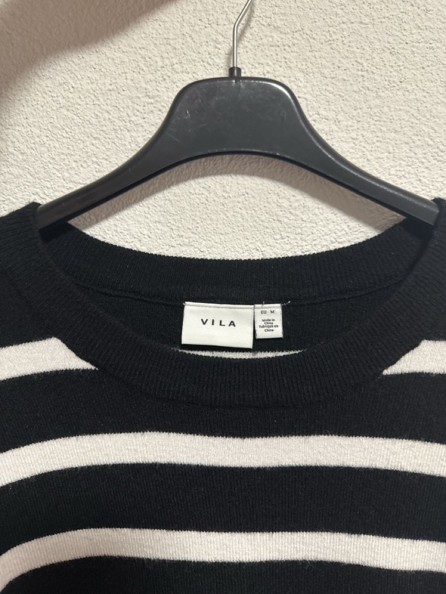 Vila Maglioni & Felpe: Vila Damen Pullover schwarz / weiss, Grösse M – Usato da Zug venduto da Hehe 1
