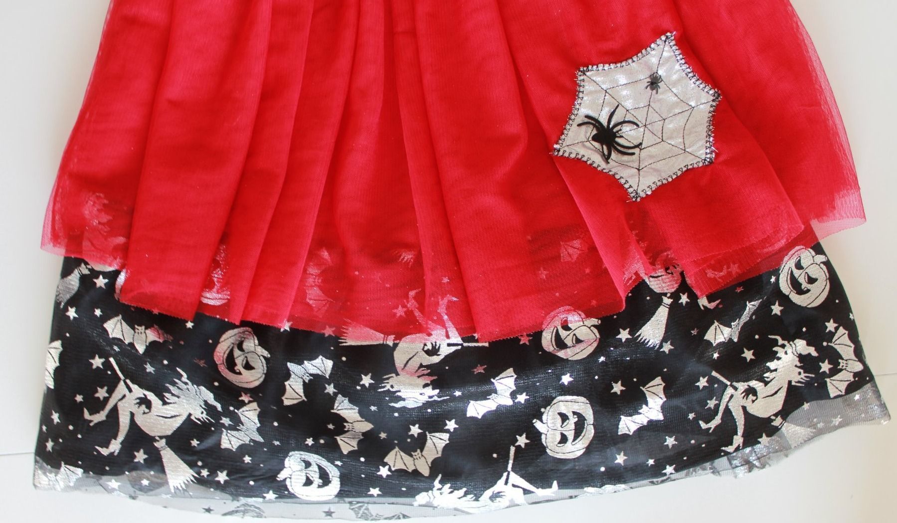 Costumi: Costume sorcière / Hexe t.92 – Usato da Peseux venduto da CoolShoping 5