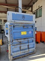 Mil-tek H501 - Ballenpresse inkl. ca 450 Drähte