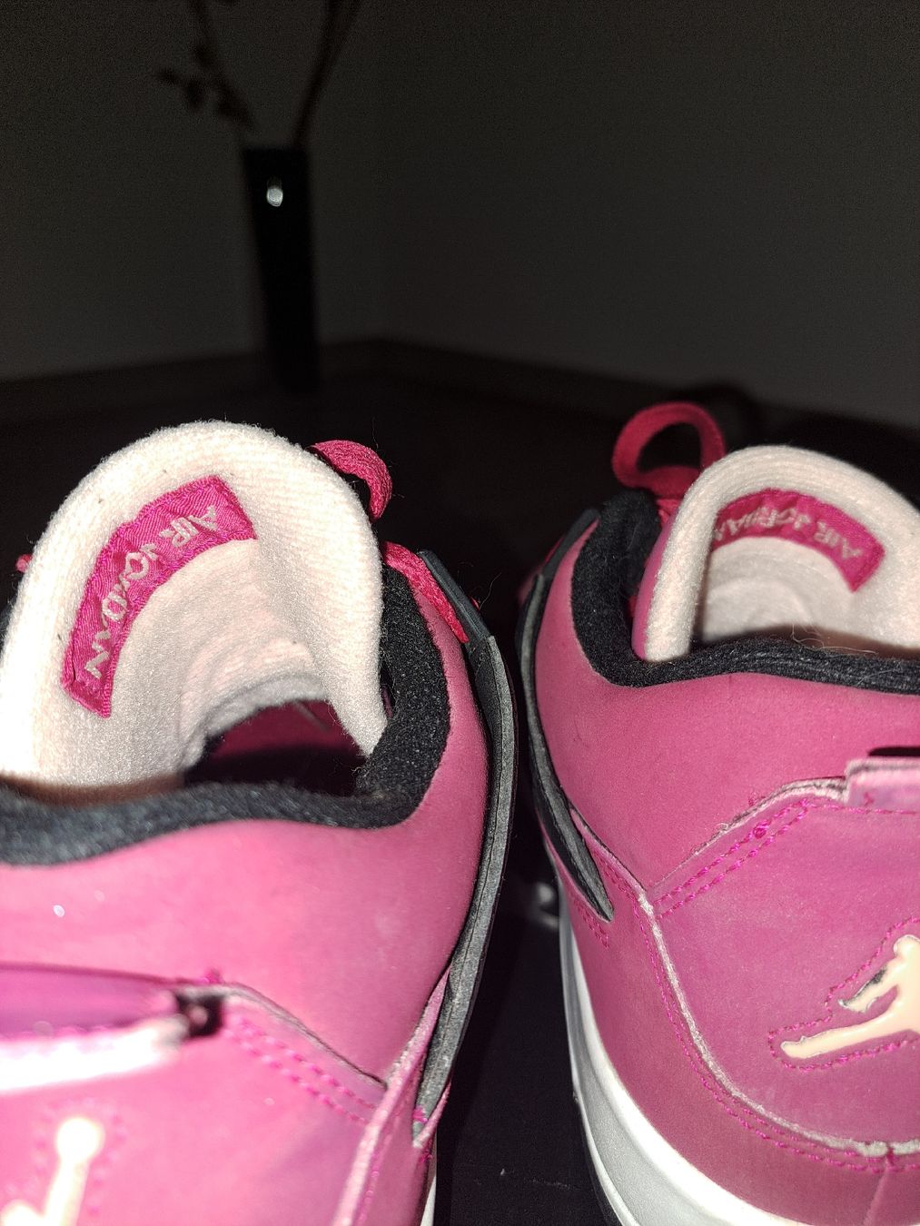 Jordan Scarpe da donna: Jordan air 4 Retro Pink Gr. 40 – Nuovo (secondo la descrizione) da Wetzikon ZH venduto da secondhandsfashion 4