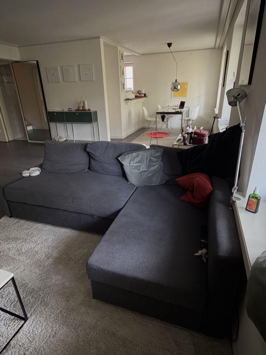 Ikea Divani: Dark Blue Grey L-Shaped Sleeping Sofa – Usato da Zürich venduto da Anastasiya_g 2