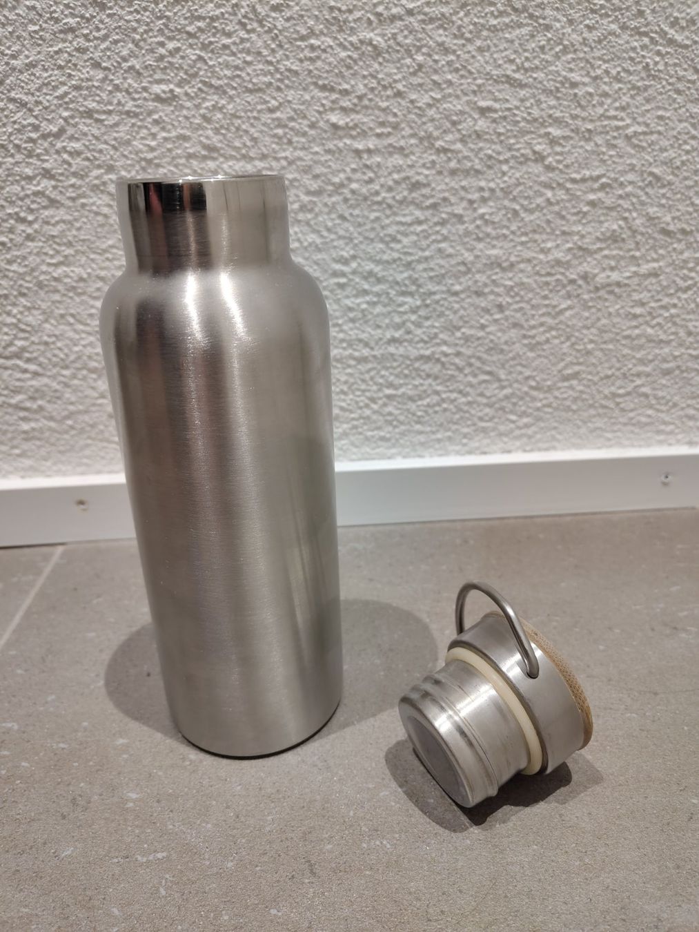 Borracce & Thermos: Edelstahl Trinkflasche, ca 500 ml – Usato da Baar venduto da Klicki11 1