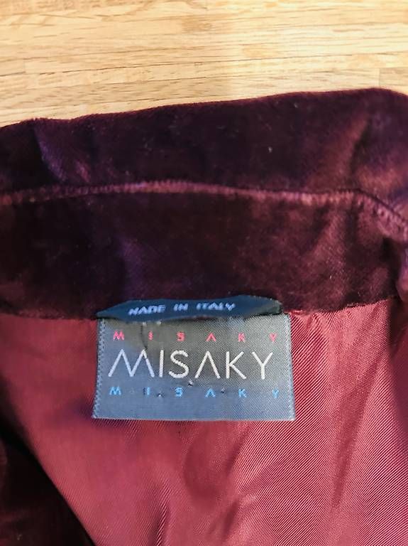 Cappotti: Samtmantel in Bordeaux von Misaky – Usato da Küsnacht ZH venduto da bonitalina 1