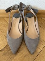 Pumps mit Schleife Grau Grösse 37/38 