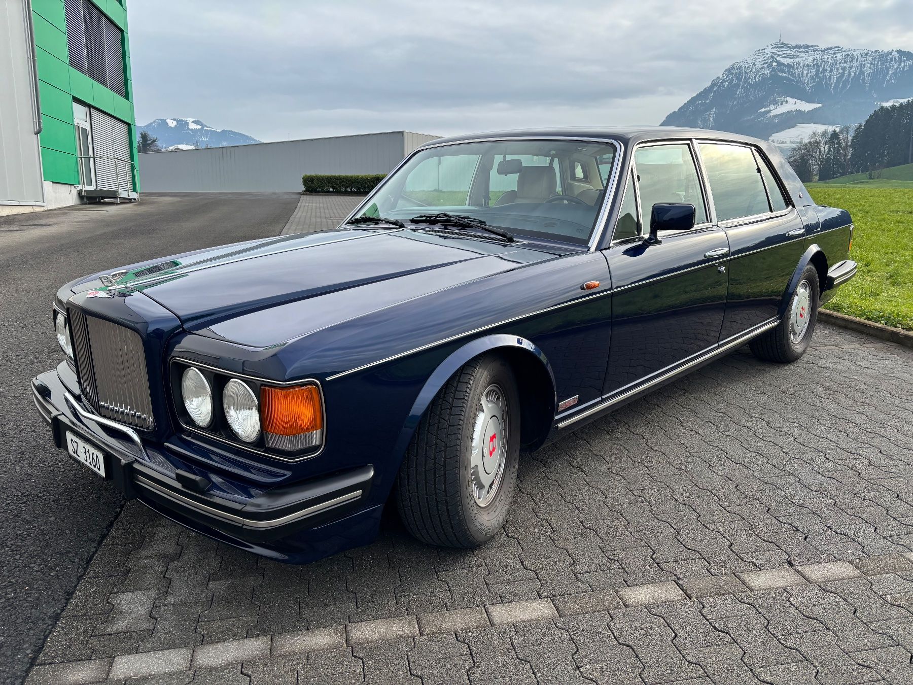 Bentley Automobili: Bentley Turbo R LWB – Usato da Küssnacht am Rigi venduto da Tupolew 2