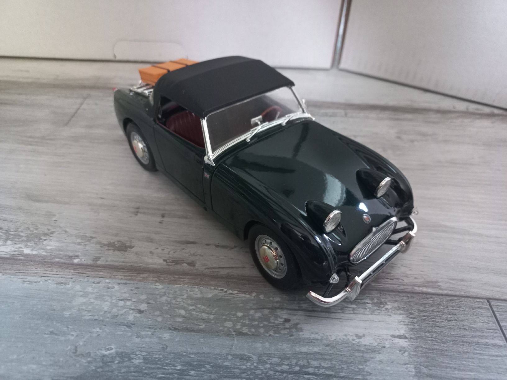 Revell Modellini d'auto: Austin Healey Sprite 1/18 Revell – Usato da Attalens venduto da remy_s00