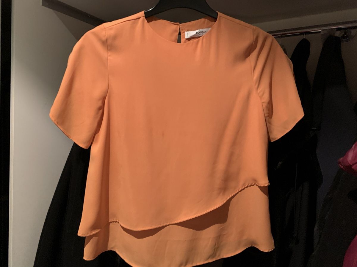 Mango Camicette: Wunderschöne Damenbluse Mango. Farbe: orange. Grösse S – Usato da Ostermundigen venduto da des_t9vv
