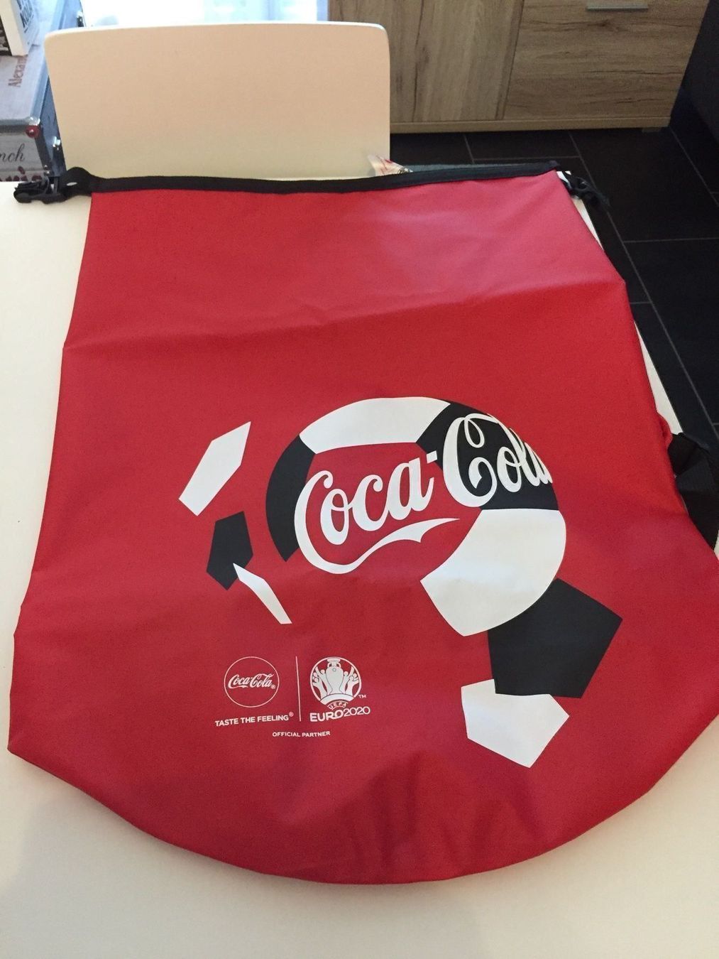 Coca-Cola Taschen: Drybag  Coca-Cola Euro 2020 Design – Neu und originalverpackt aus Auenstein von massey01