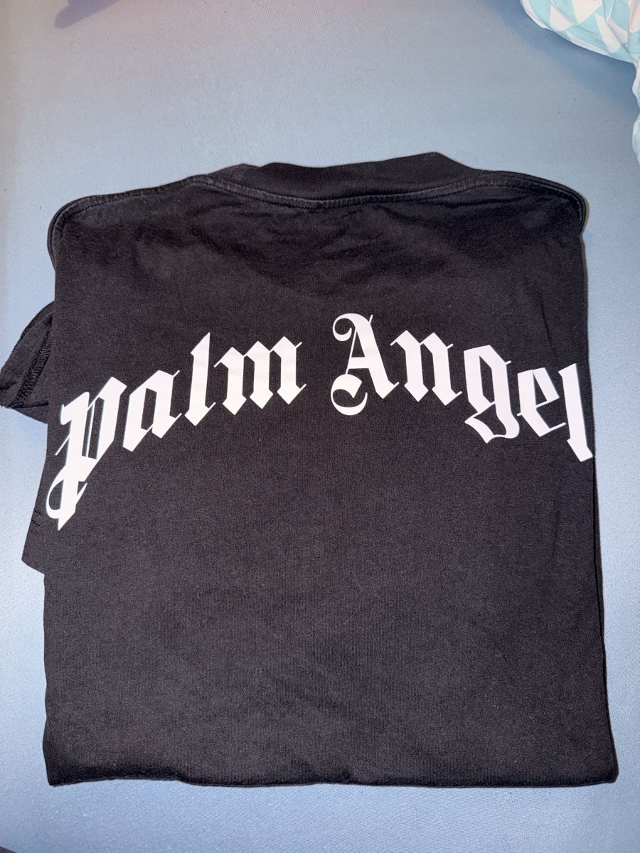 Moncler T-Shirts: Moncler x Palm Angels Shirt M – Gebraucht aus Zürich von Bonez_9 1
