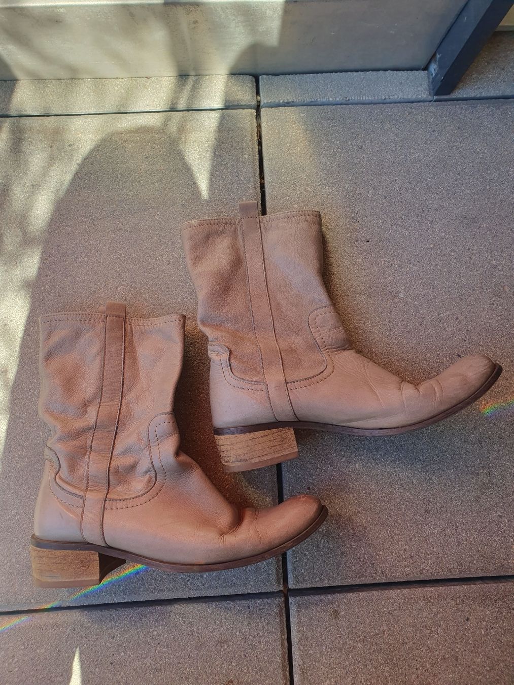 Damenschuhe: Magnifiques bottines en cuir taille 39 – Gebraucht aus Carouge GE von bub_c8hk