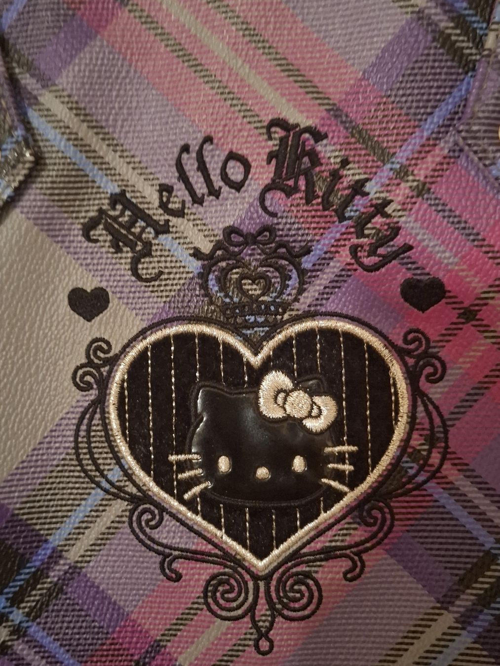 Hello Kitty Borse da donna: Sac a main hello kitty tartan violet vintage – Usato da Yverdon venduto da ADBLINO_26. 2