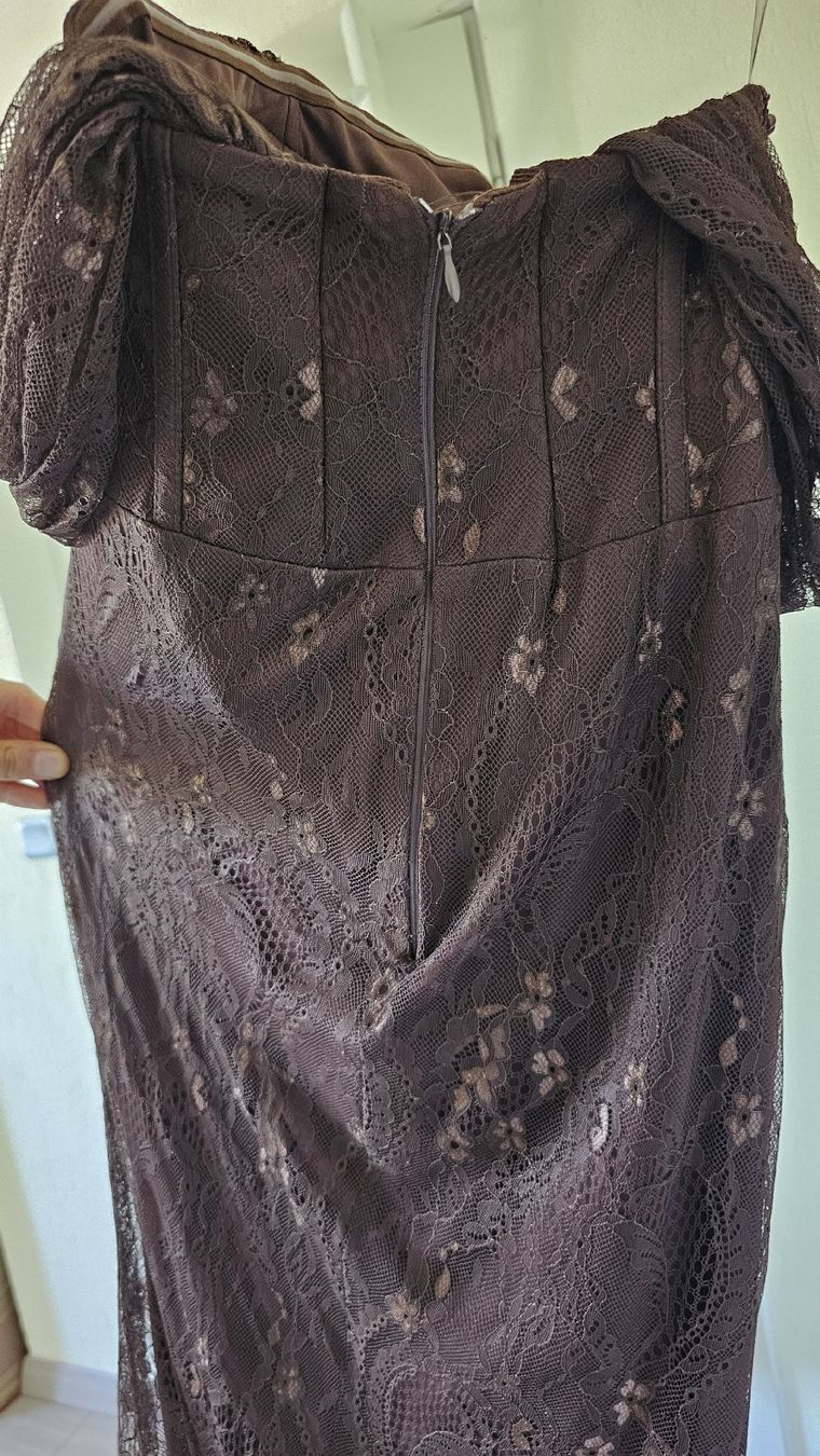 Vestiti: Abendkleid Spitze Perlen Applikationen Dunkelbraun – Usato da Staufen venduto da M19M 4