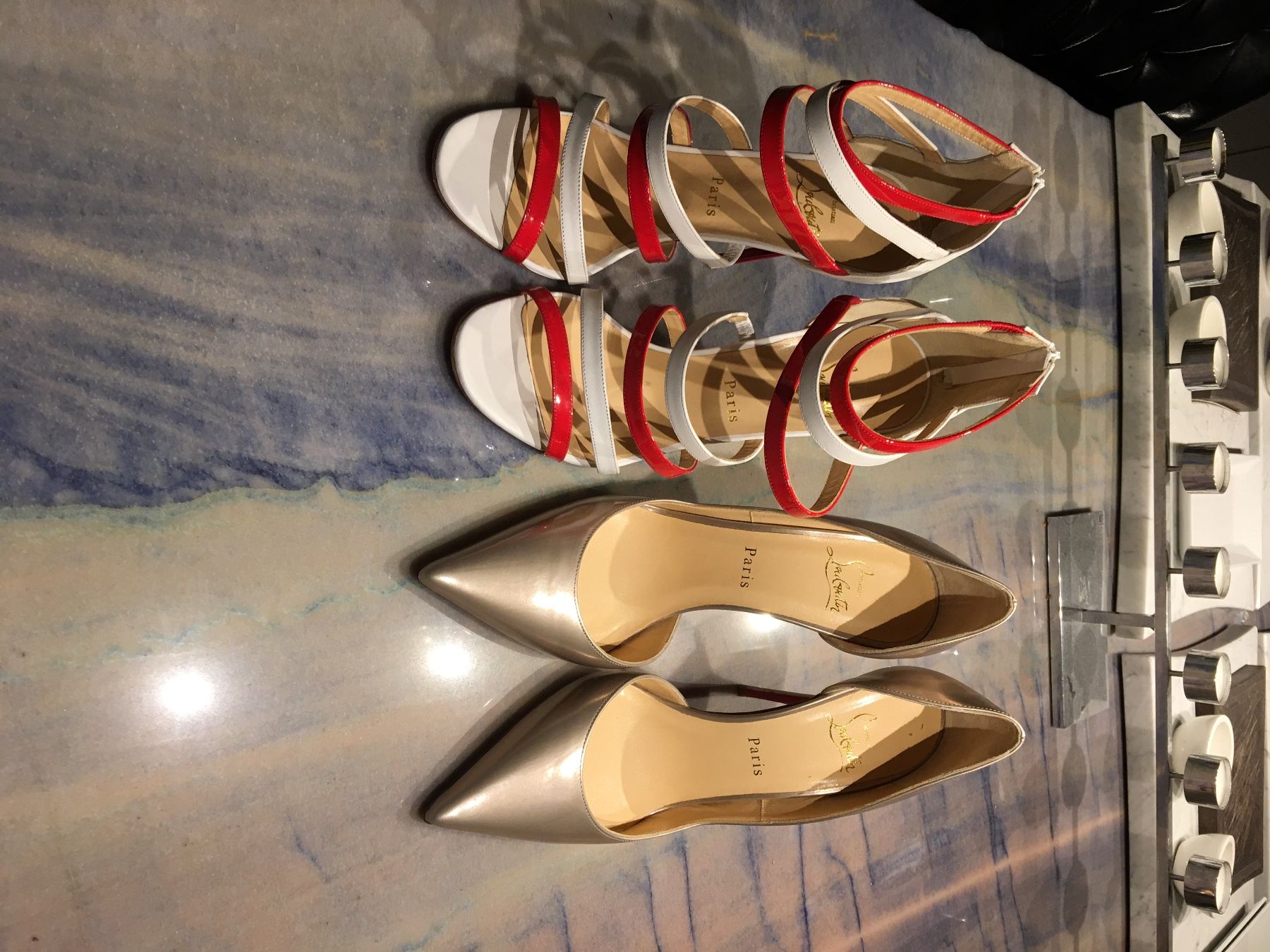 Christian Louboutin Damenschuhe: Christian Louboutin Schuhe – Neu und originalverpackt aus Niederwil von mat_2wkx