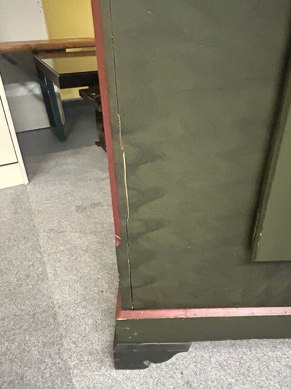 Armadi: Bauernschrank – Usato da Illnau venduto da Holz-wuermli 3
