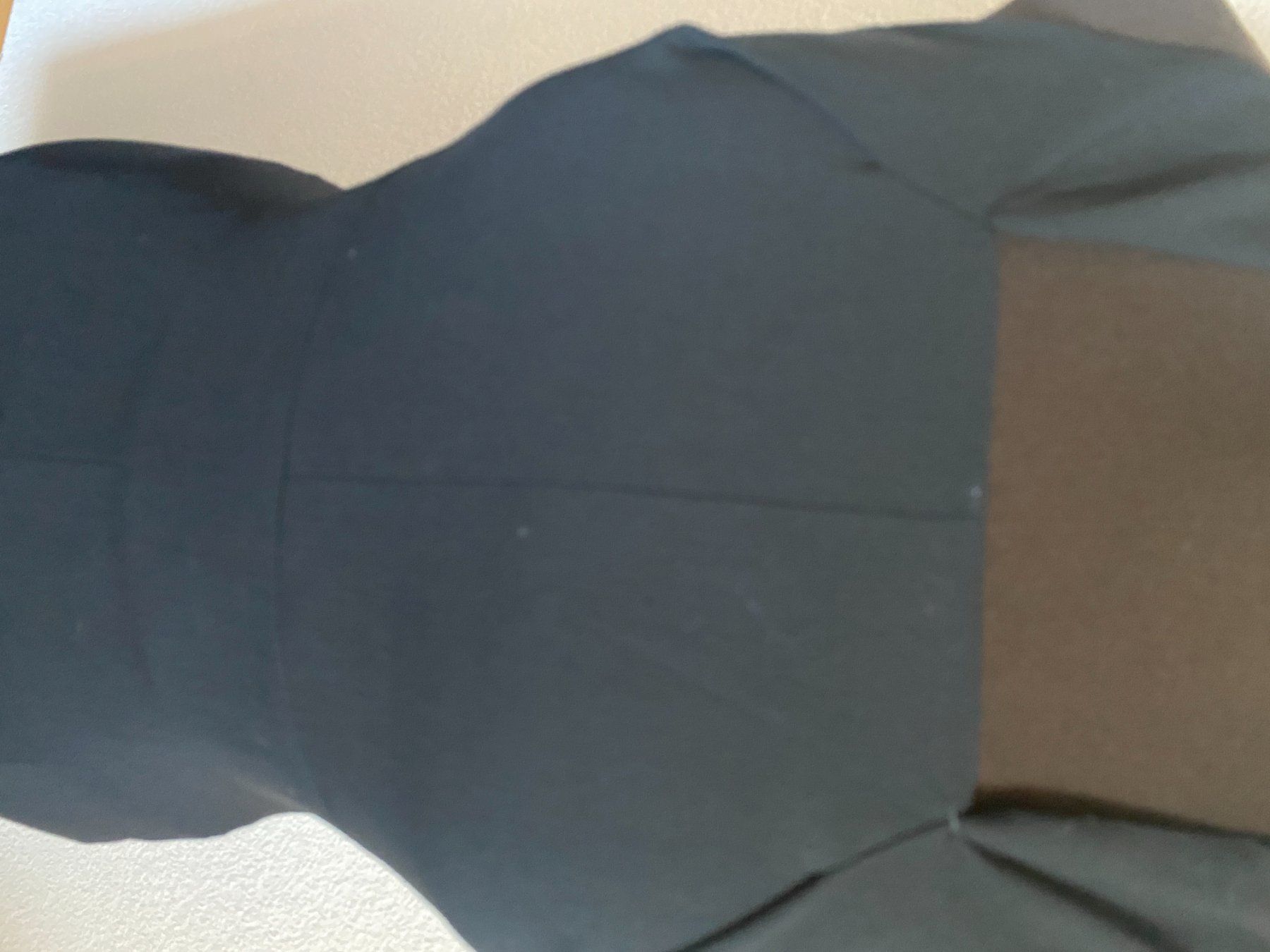 Hugo Boss Kleider: Hugo Boss NEU – Neu (gemäss Beschreibung) aus Liestal von aarroon 2
