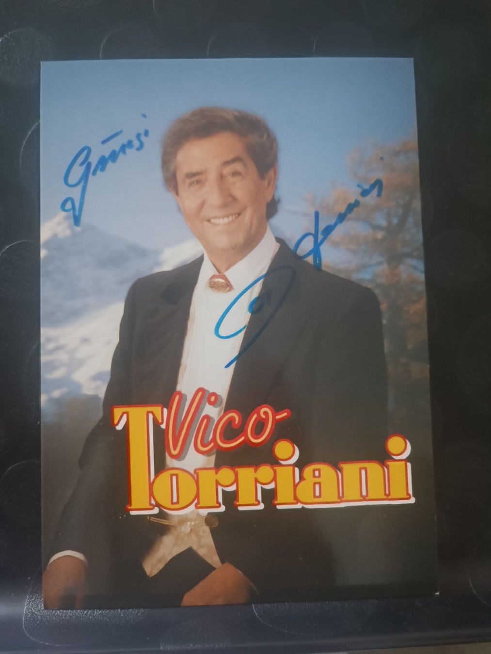 Autogramme: Vico Torriani - handsignierte Autogrammkarte – Gebraucht aus Menziken von Artographs