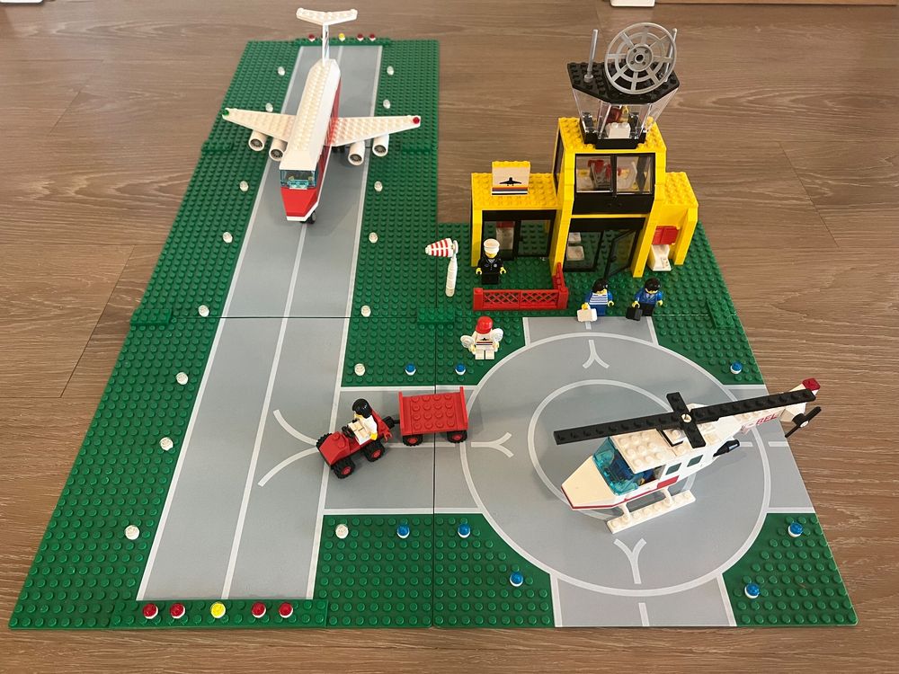 LEGO Legoland Town 6392 Flugplatz (Gebraucht) in Vaduz für CHF 89 – mit ...